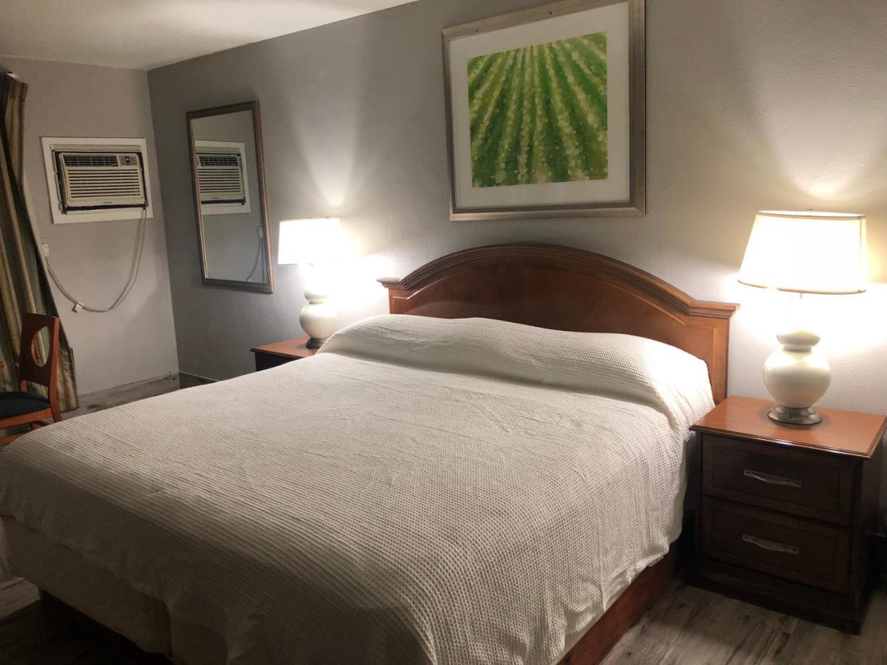 Bay Breeze Inn Bradenton Downtown Ngoại thất bức ảnh